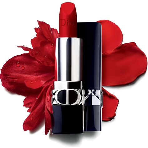 maquillaje labial dior.